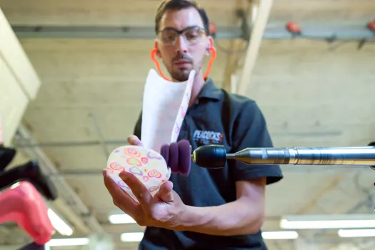 Alan Proud, orthotic technician building a custom leg splint
